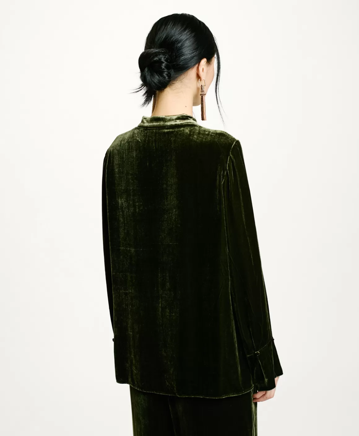 BLOUSE AISU EN VELOURS MÉLANGE DE SOIE LISSE - VERT MATCHA*Momoni Outlet