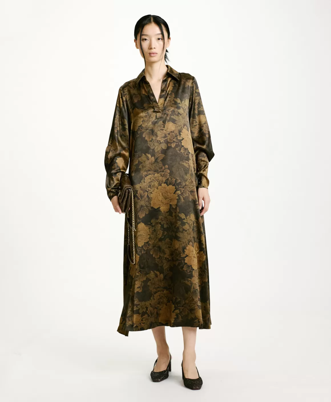 ROBE KIKYO EN SATIN STRETCH IMPRIMÉ - NOIR/OLIVE*Momoni Outlet