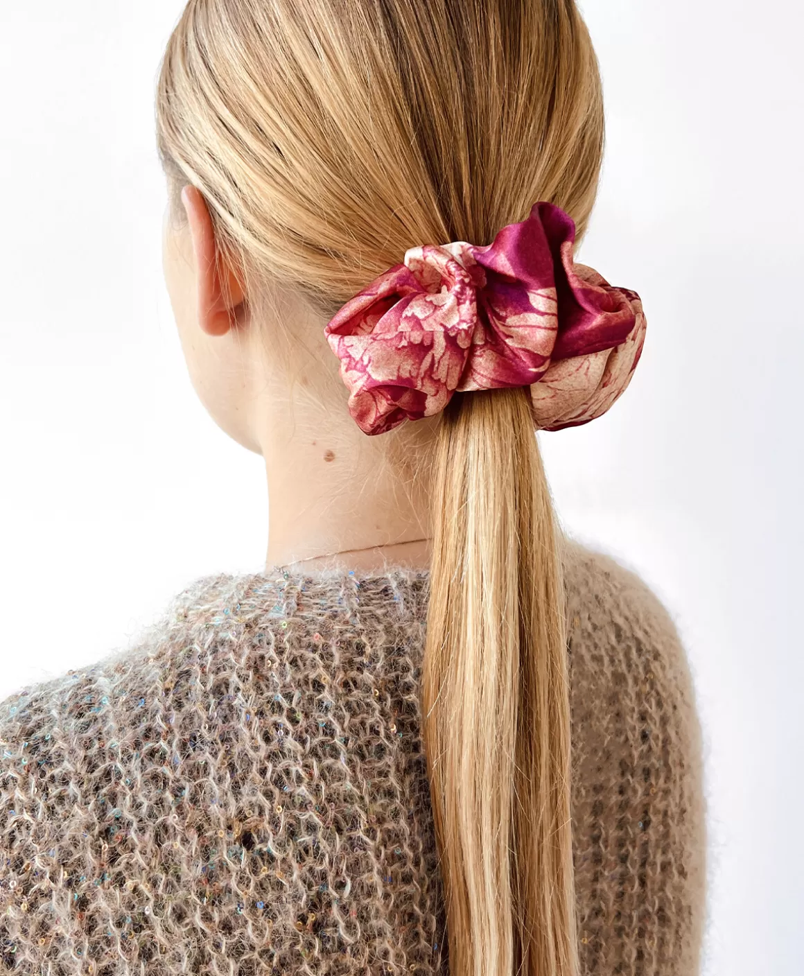 SCRUNCHIE EN SOIE IMPRIMÉ - FUCHSIA/CRÈME*Momoni Discount